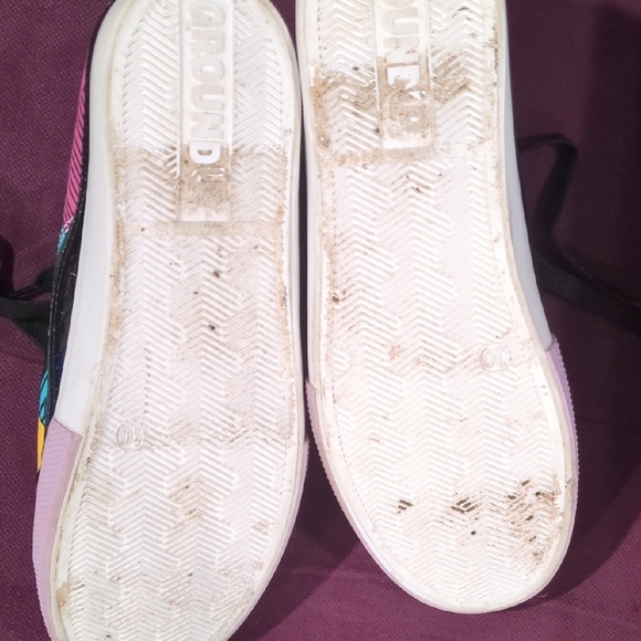 Colorful High-Top Sneakers with Web Design - Picture 3 of 5